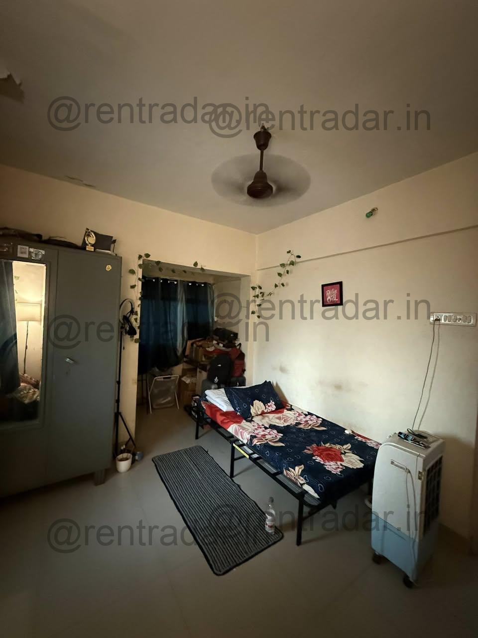 Room in 2bhk at Goregaon East