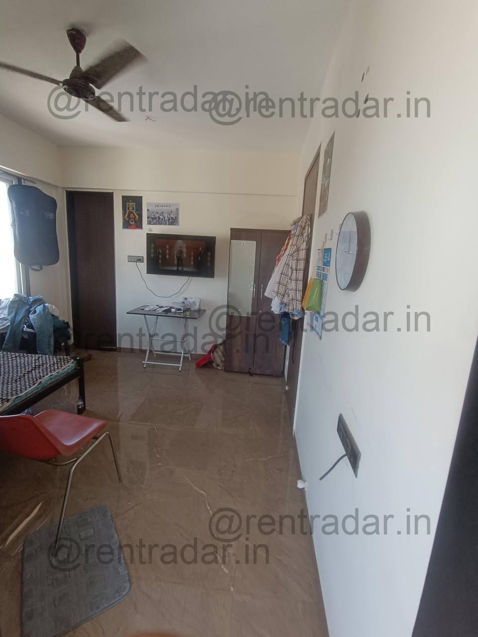 Room Available at Near Chandani Chowk Bridge (apartment- Shambhavi by Kharde Patil)