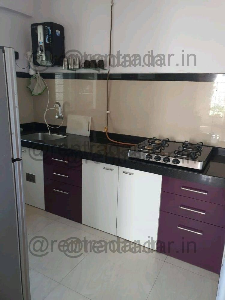 Room in 2bhk at Bhandup (mahaviruniverse)