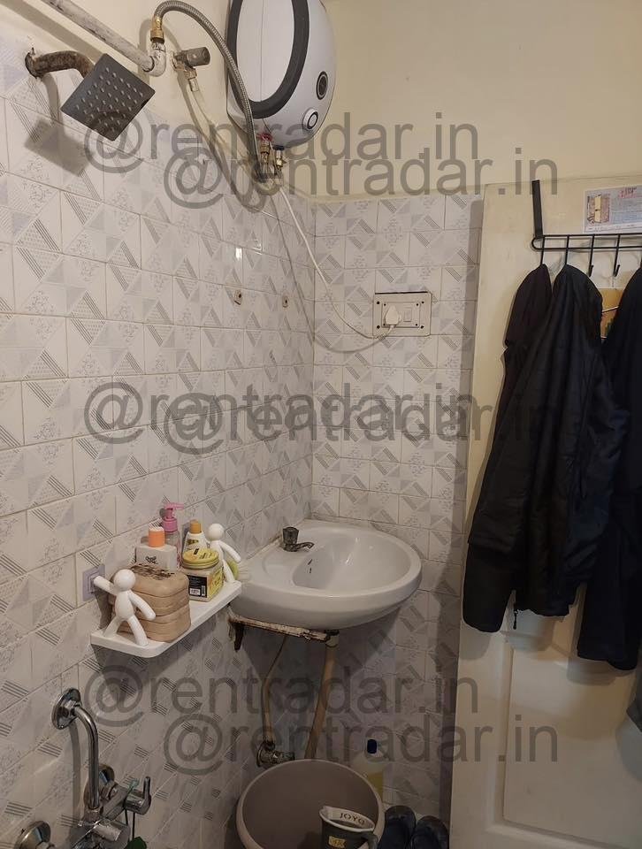 Room in 2 Bhk at Siddheshwar Nagar Co-op Housing Society, Vishrantwadi, Tingre Nagar
