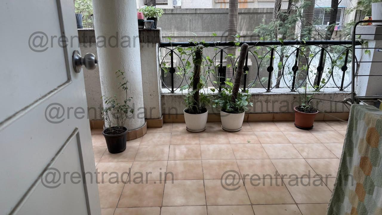 Room in 3bhk at Ganga Orchard Society, KP Annex