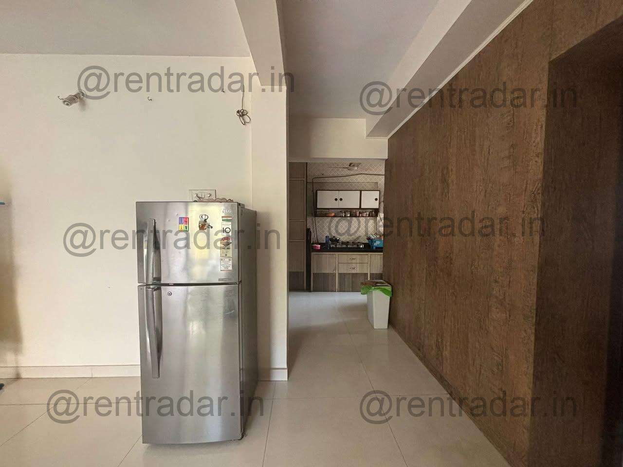 Room in 2 Bhk at Prabhadevi