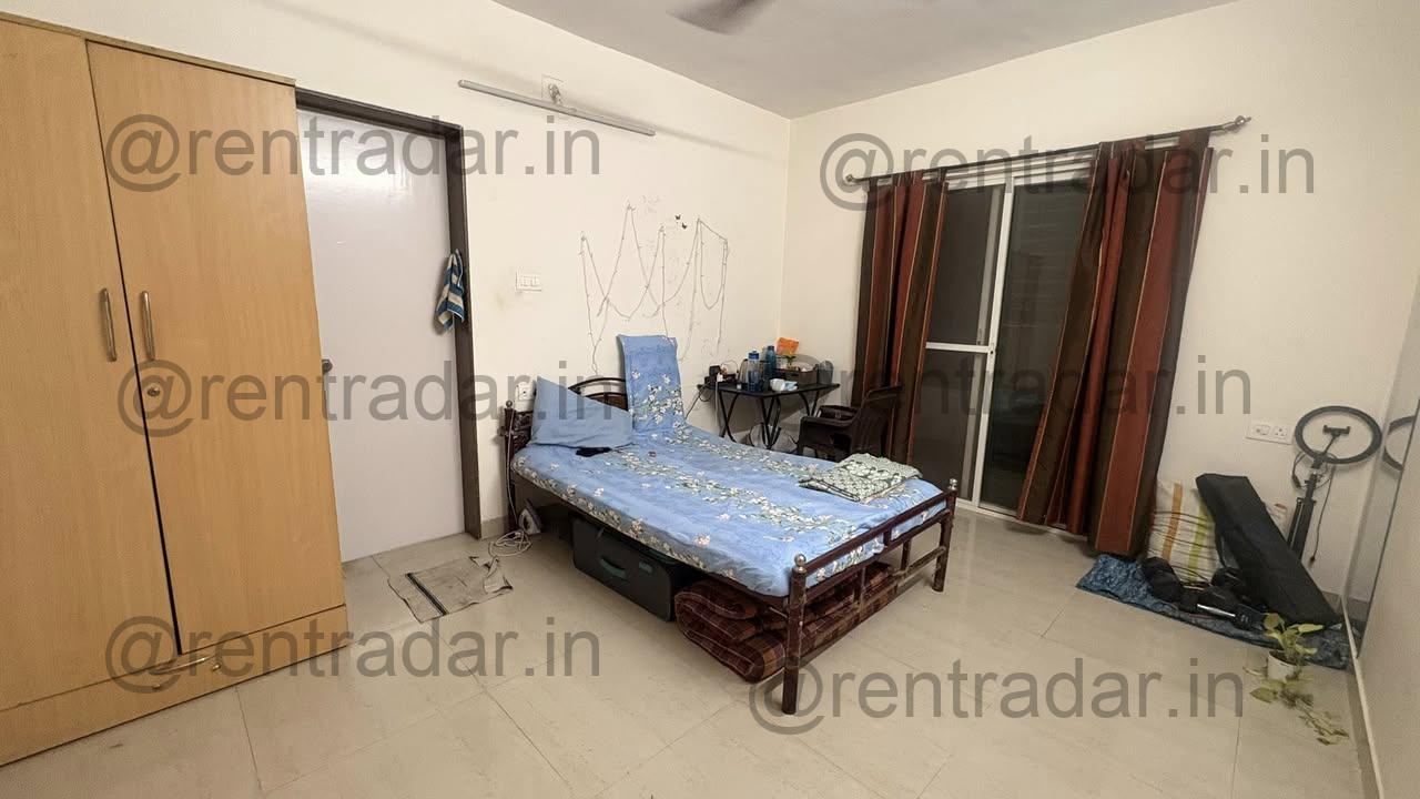 Room Available at Pimple Saudagar (mithras Park)
