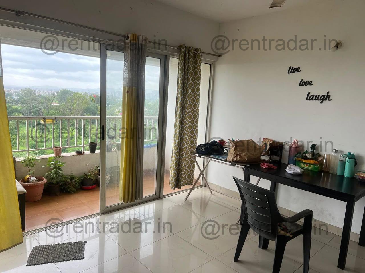 Room in 3.5 Bhk at Victory Tower, Amanora (victory Tower)
