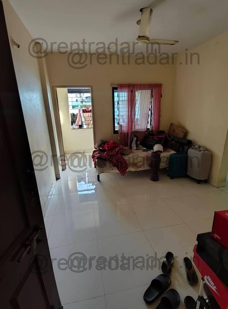 Private Room in 2 Bhk at Katraj, Morebagh