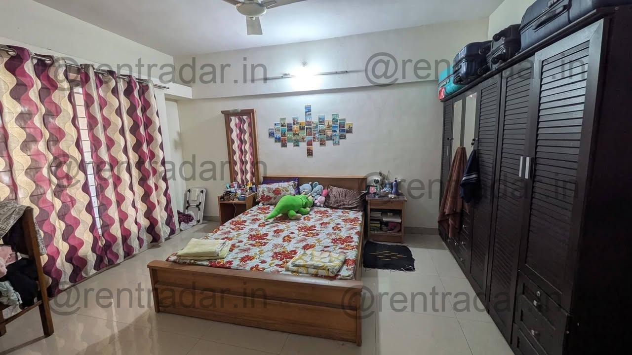 Room in 2bhk at Wakad (su Casa Society)