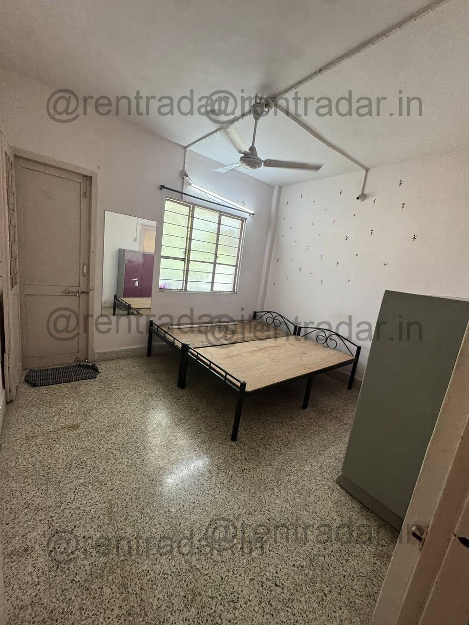 Room in 2 Bhk at Near Vanaz Metro Station