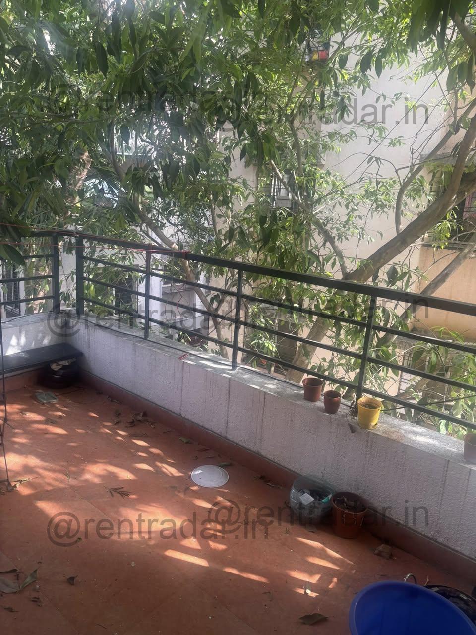 Room in 2 Bhk at Pashan