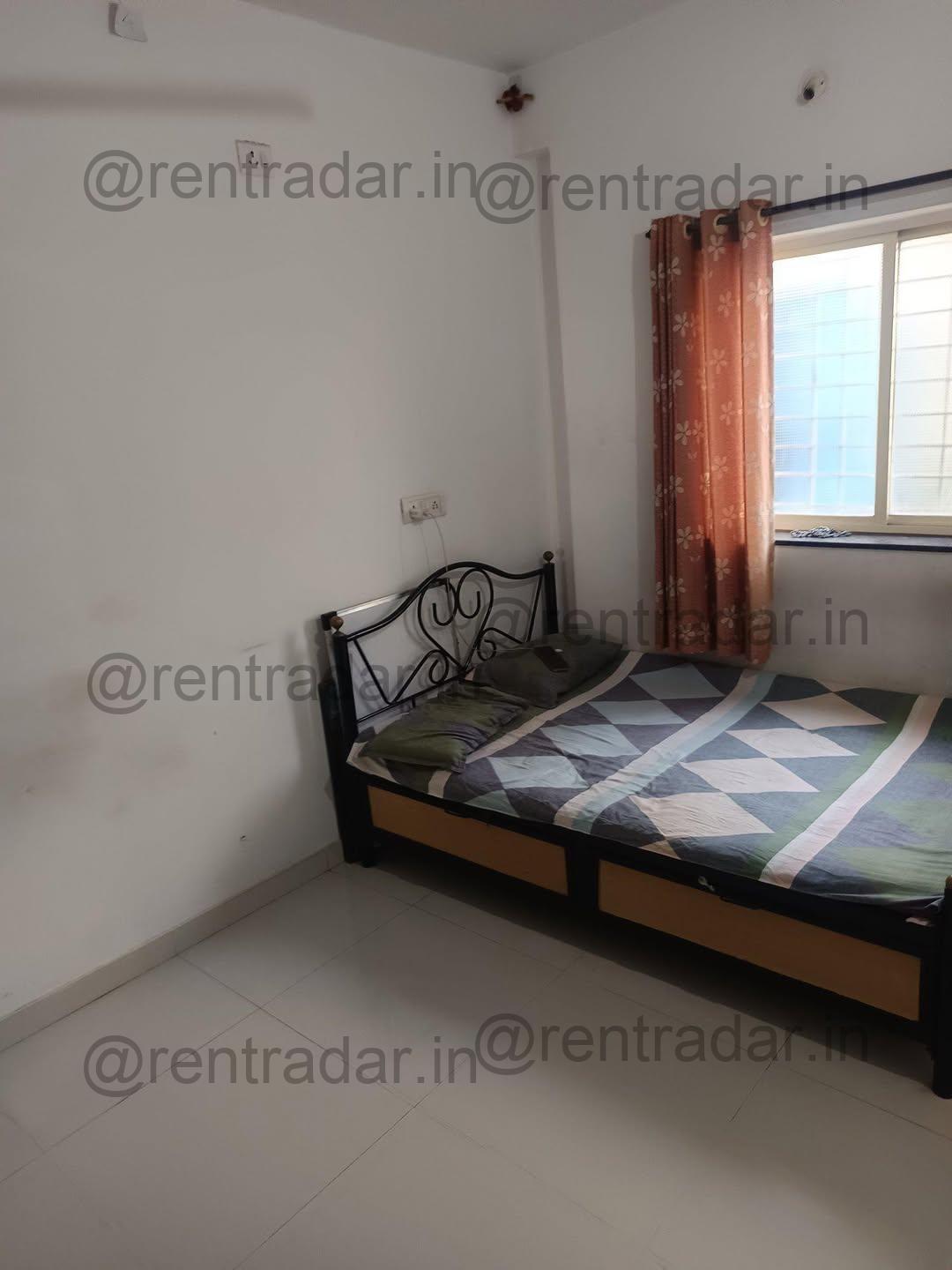 Room Available at Pimpri-chinchwad, MH
