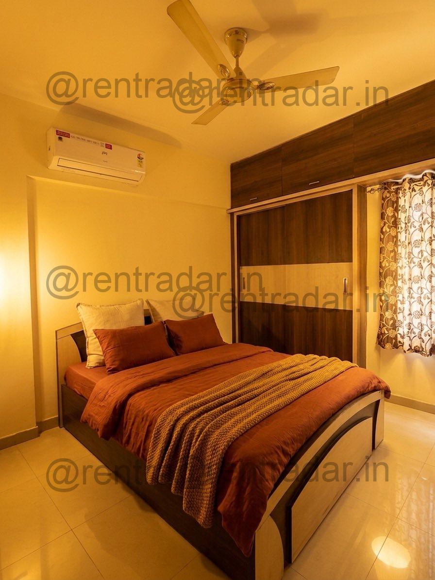 Room in 2bhk at Kharadi (urban Nirvana Society)