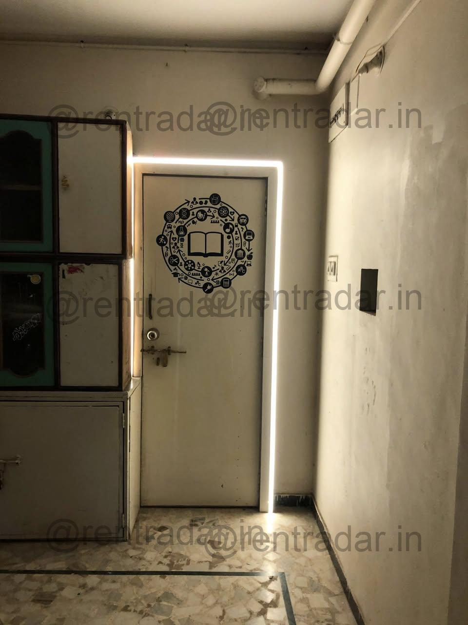Private Room For Rent at Koregaon Park