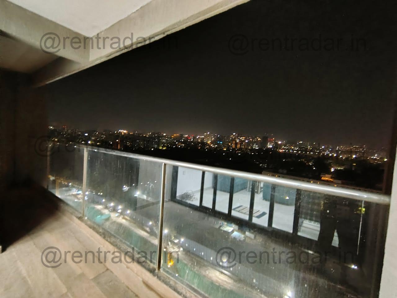 Room in 3bhk at Mundhawa (mantra Mirari)