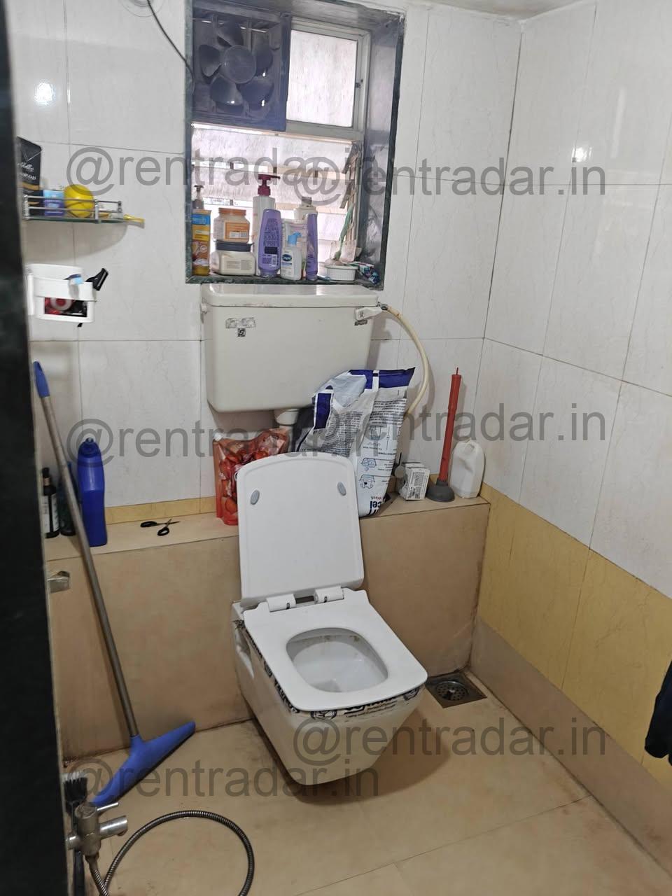 Room in 3bhk at Karve Nagar (krushna Mayur Apartment)