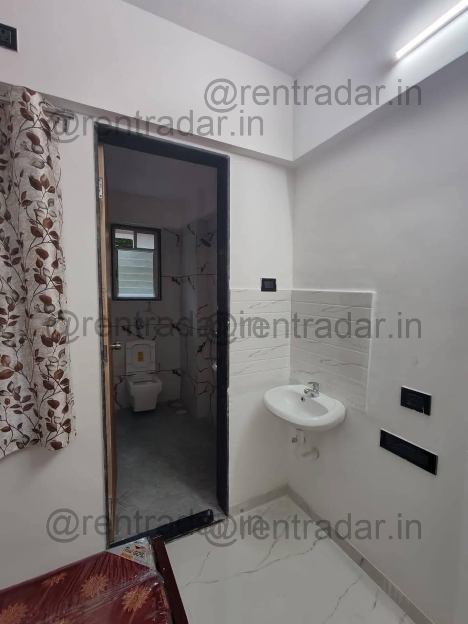 Room Available at Dhanori (oxy Eterno)