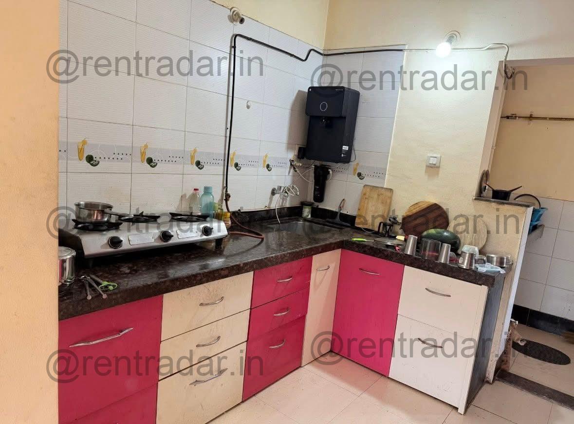 Private Room in 3bhk at Kharadi (fortune East Society)