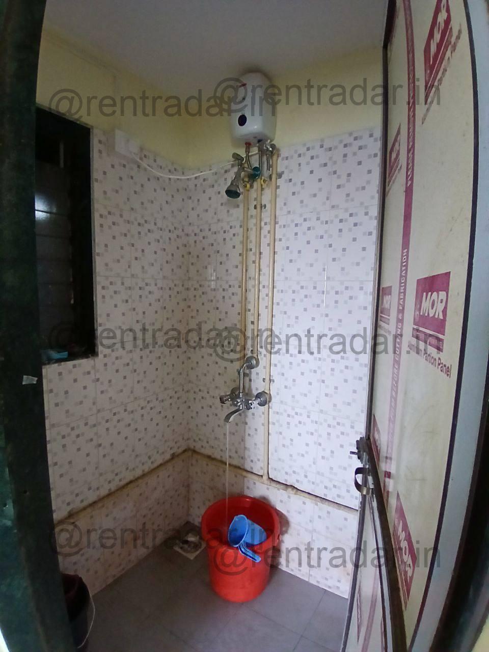 Room in 1 Bhk at Mahalakshmi