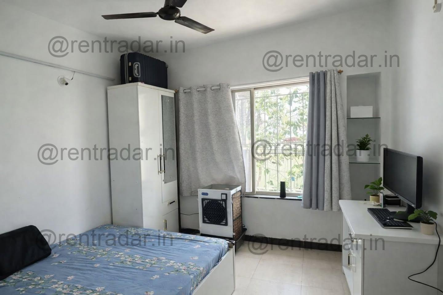 Room in 3 Bhk at Kharadi