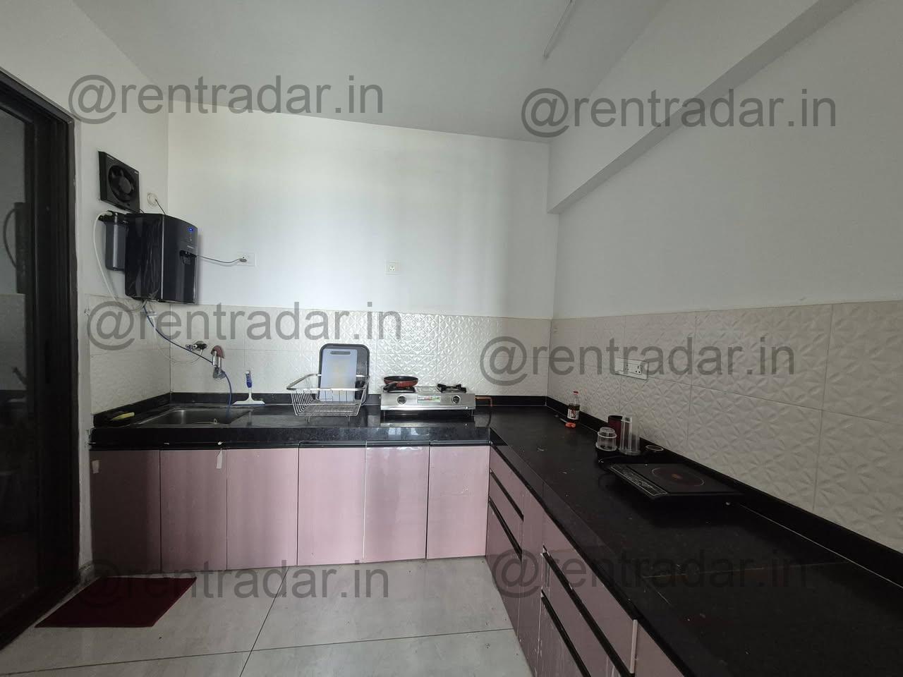 Room in 3bhk at Mundhawa (mantra Mirari)