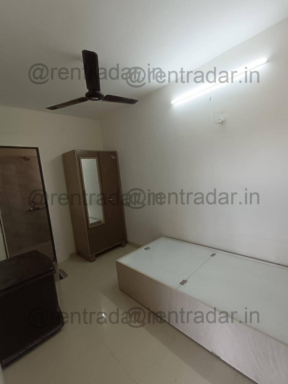 Room Available at Viman Nagar