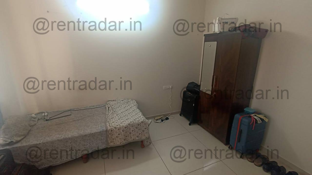Room in 3 Bhk at Hinjewadi
