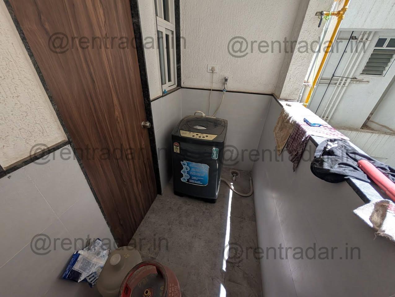 Room in 2 Bhk at Dhanori (goodwill Brezza)