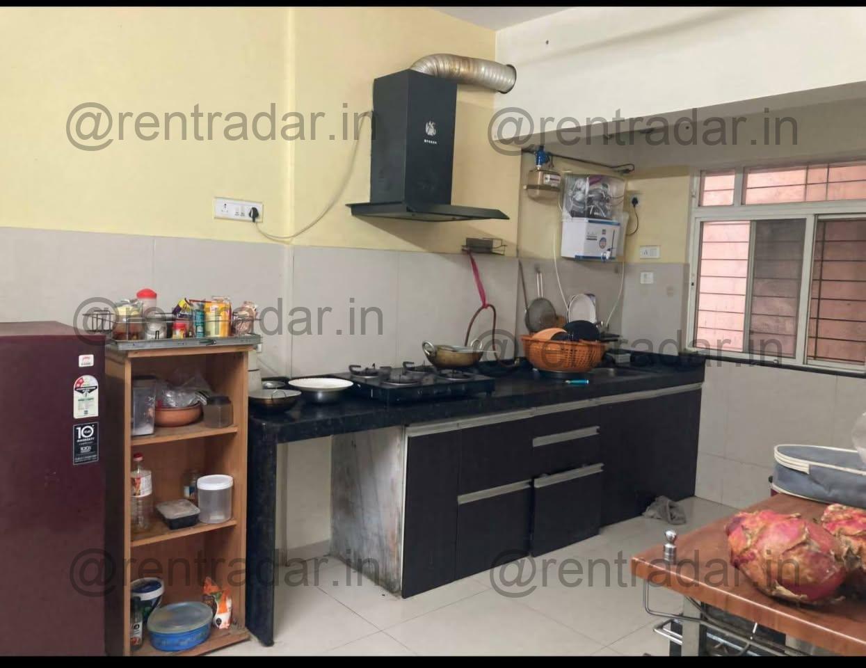 Room in 3 Bhk at Near Airport Rd.
