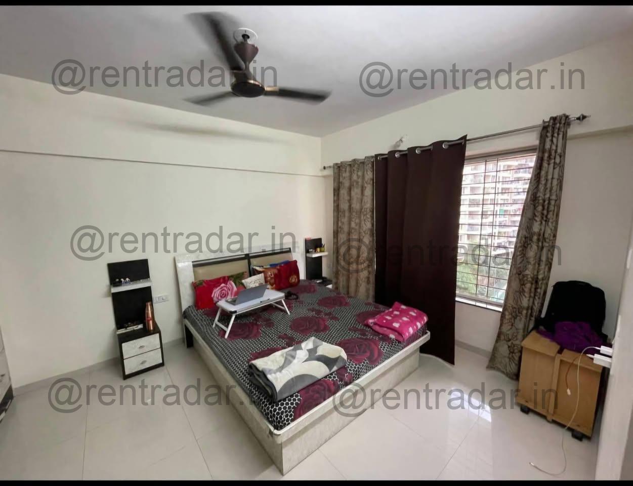 Room in 3 Bhk at Near Airport Rd.