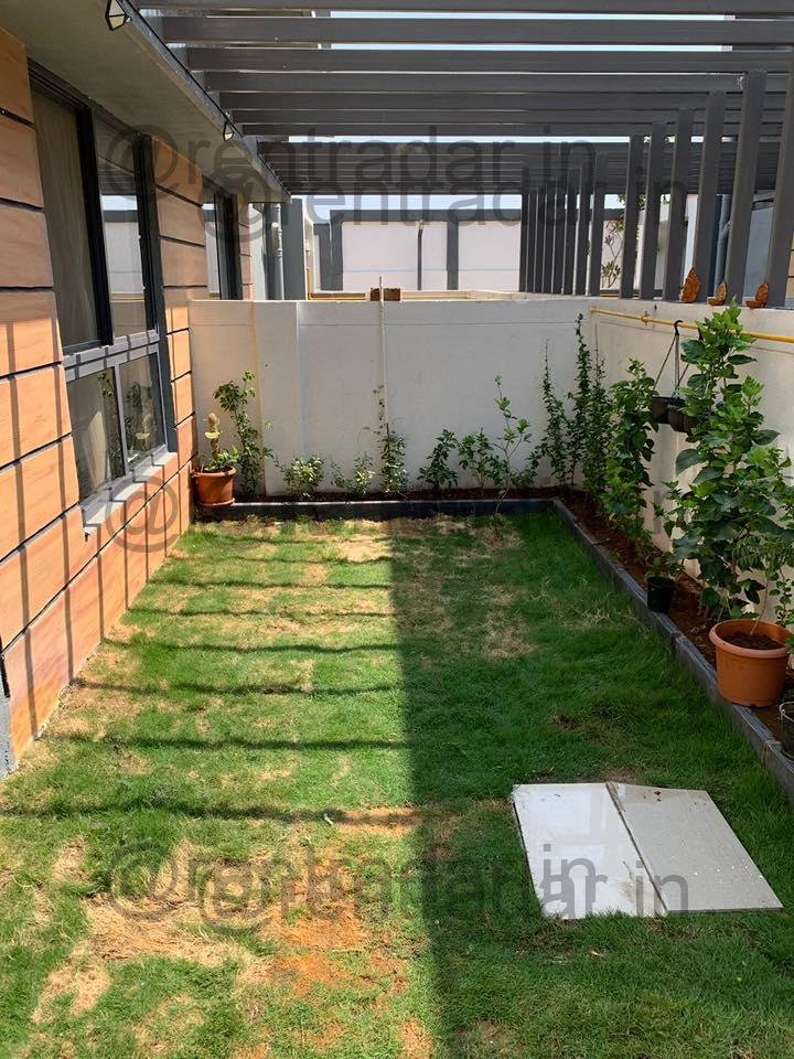 Room in 2.5 Bhk at Not Specified