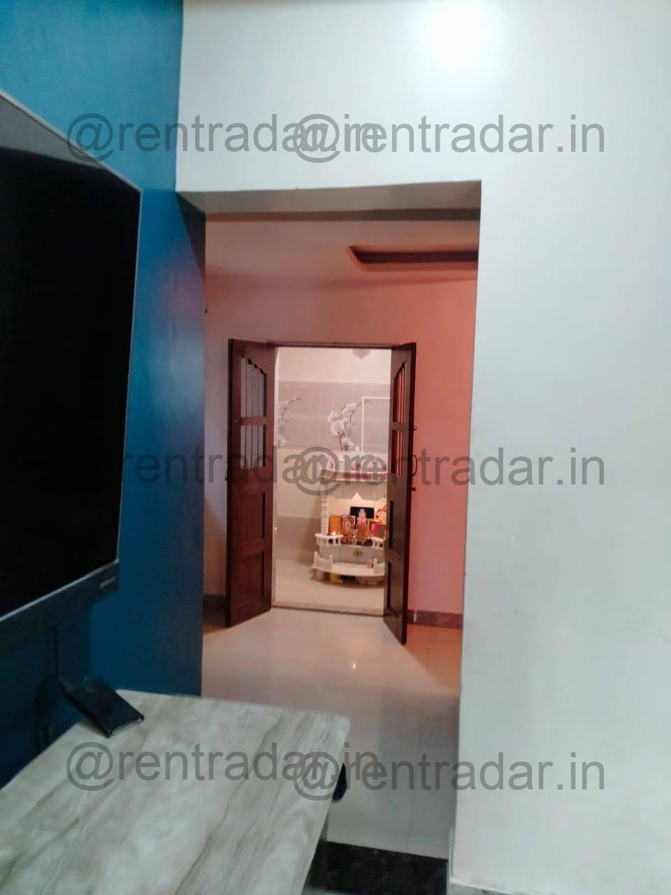 Room in 4bhk at Karve Nagar