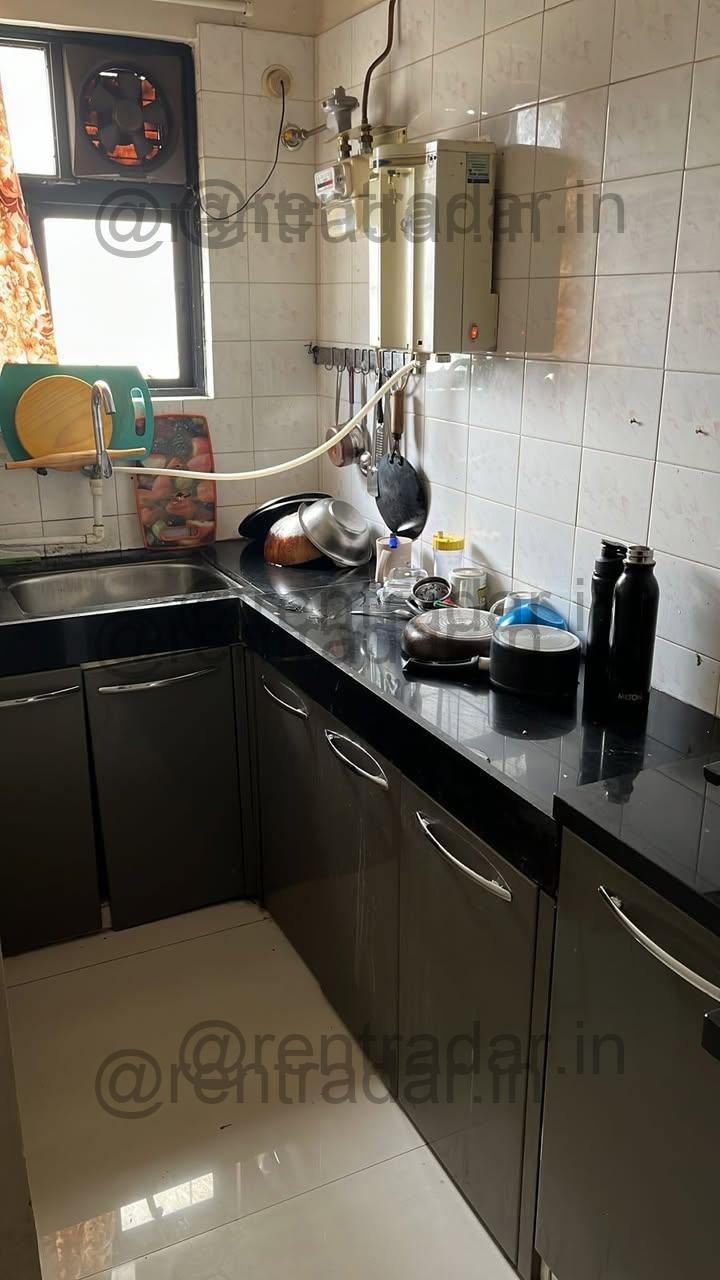Room in 2 Bhk at Viman Nagar