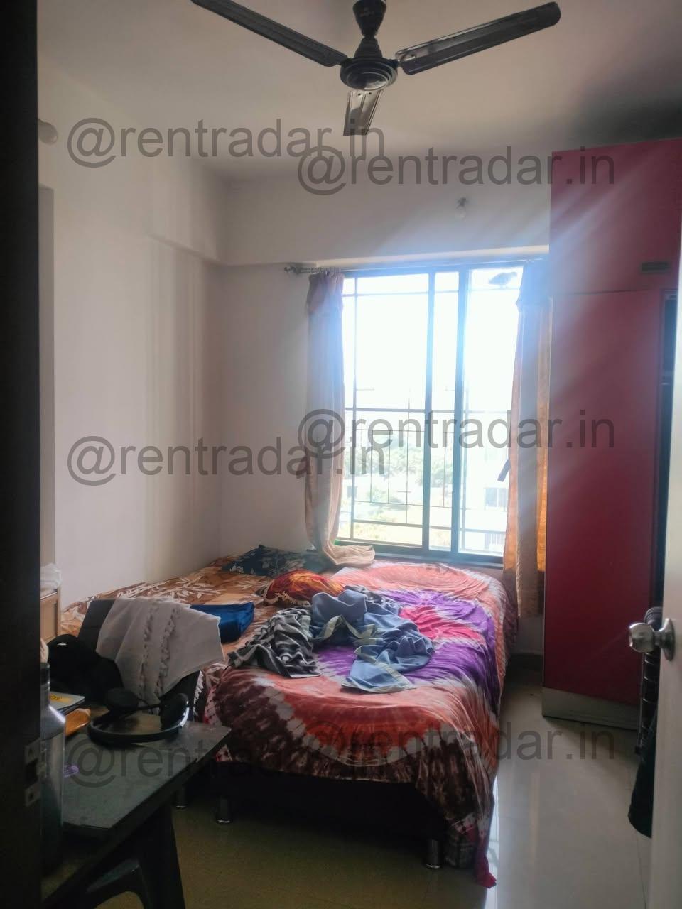 Room Available at Wakad (mt Vert Seville Society)