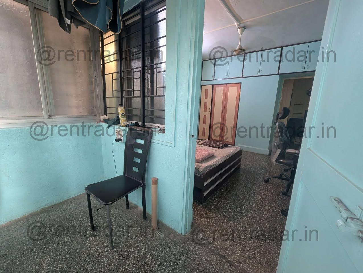 Room Available at Between Kothrud And Karve Nagar