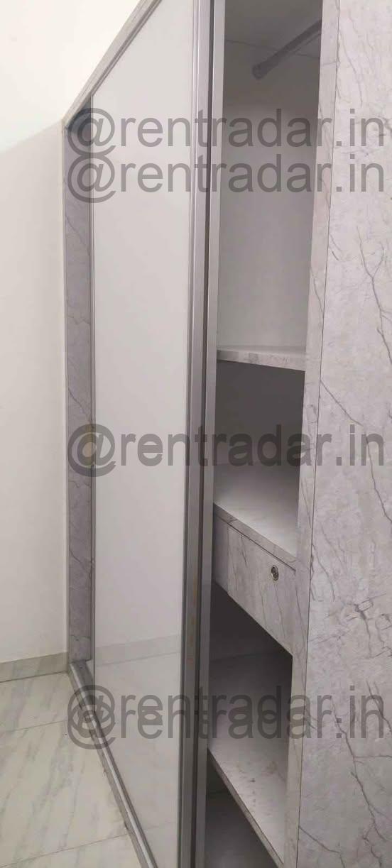 Room Available at Viman Nagar