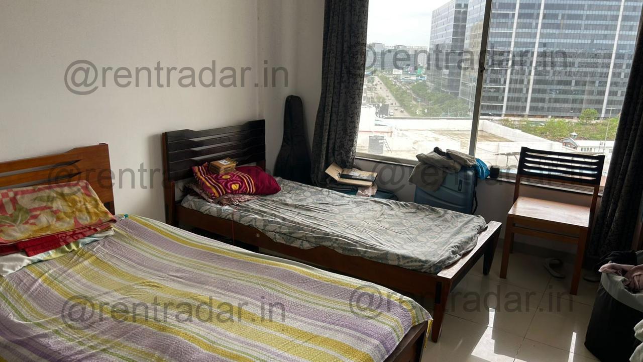 Room in 3bhk at Kharadi (beryl Apartments)