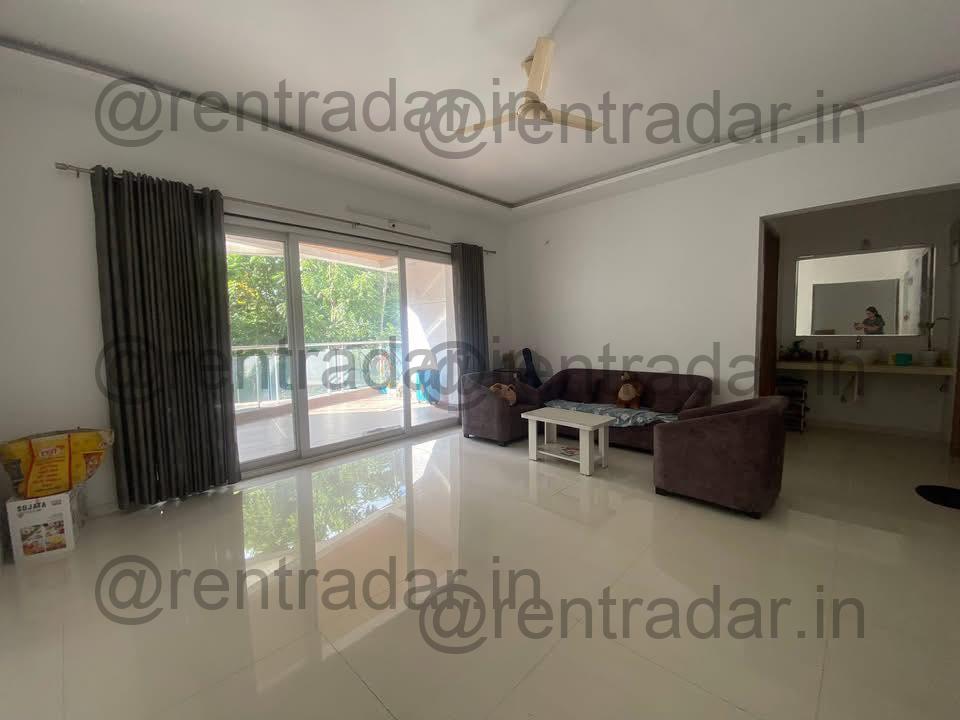 Room in 3bhk at Amanora Park Town (skywards Nirvana Society)