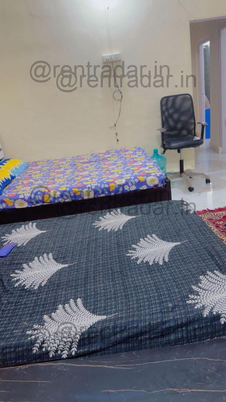Flatmate Required in 3 Room Kitchen at Near Oberoi Mall Goregaon East