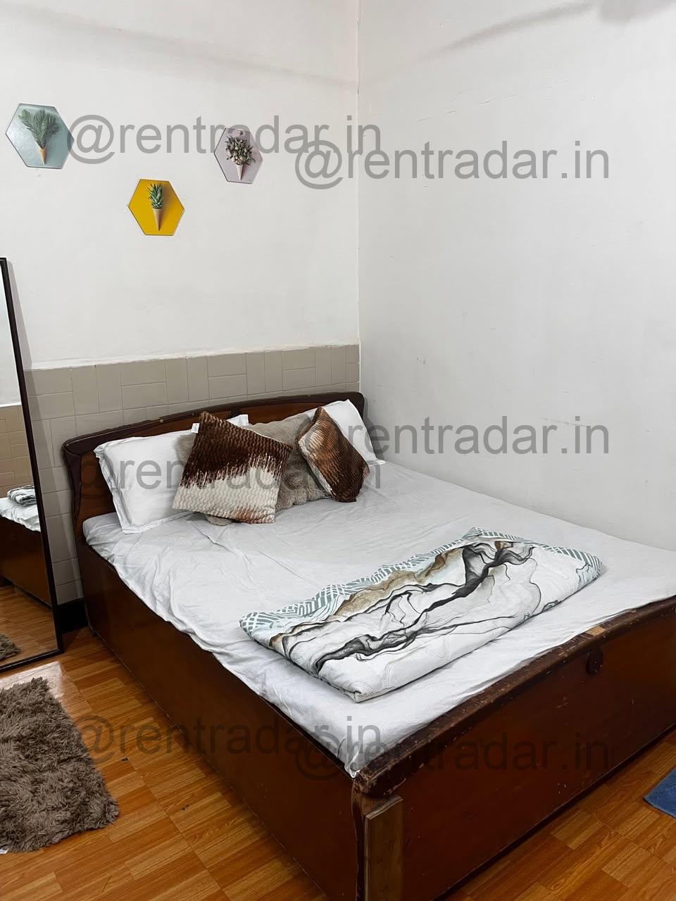 Room in 1 Bhk at Bangur Nager