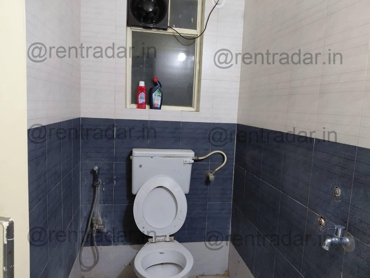 Room in 2bhk at Kothrud