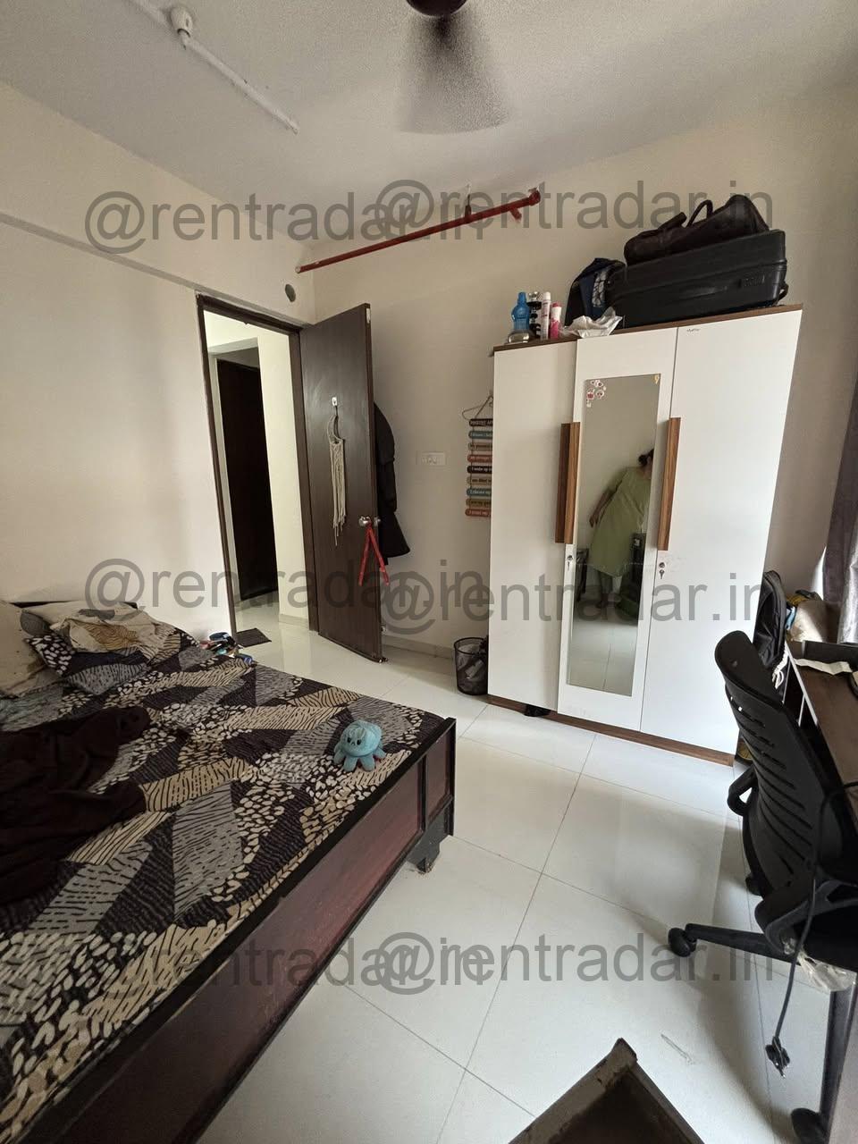 Room Available at Keshav Nagar, Mundhwa (mantra Mesmer)