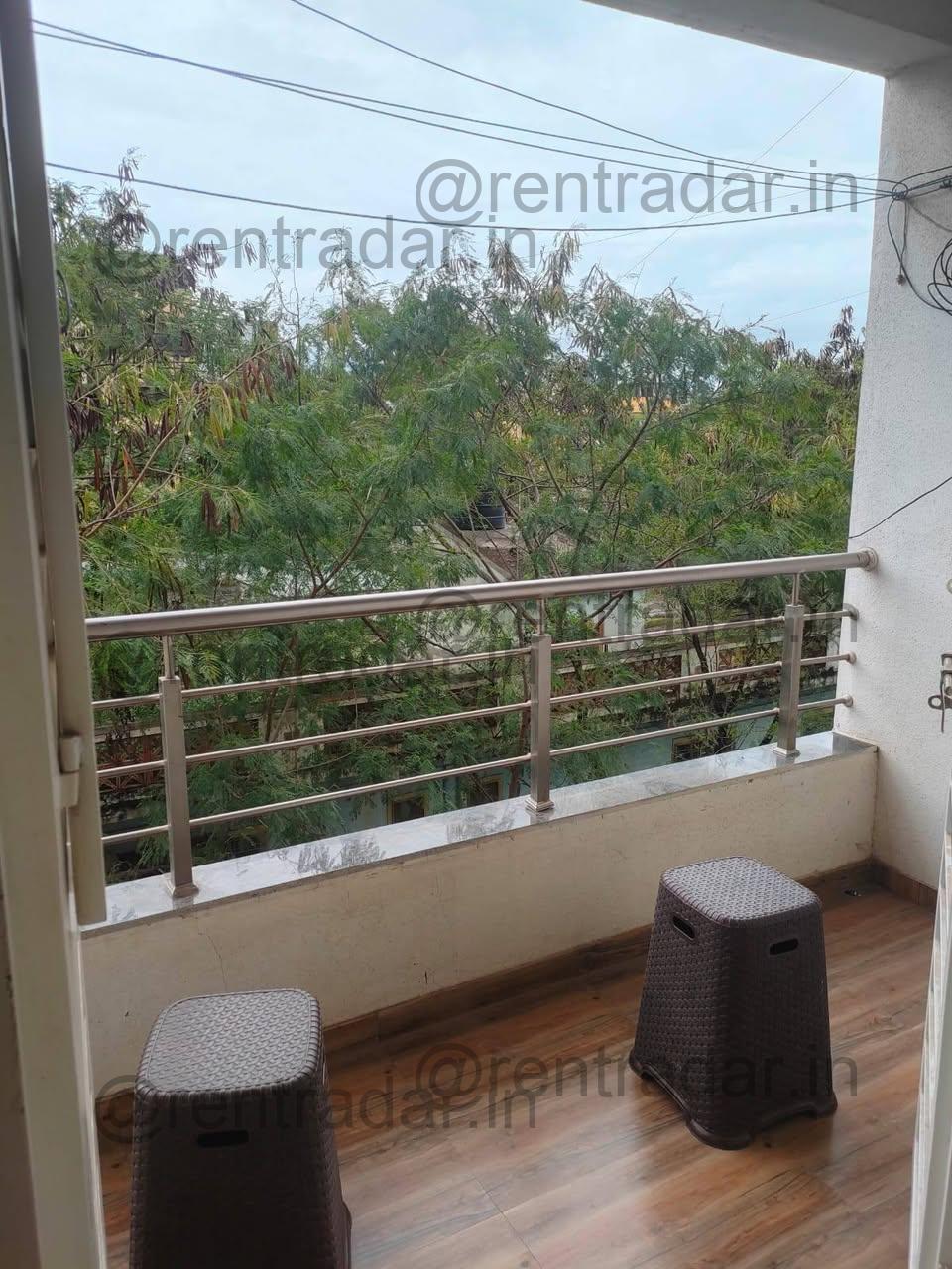 Room Available at Kharadi