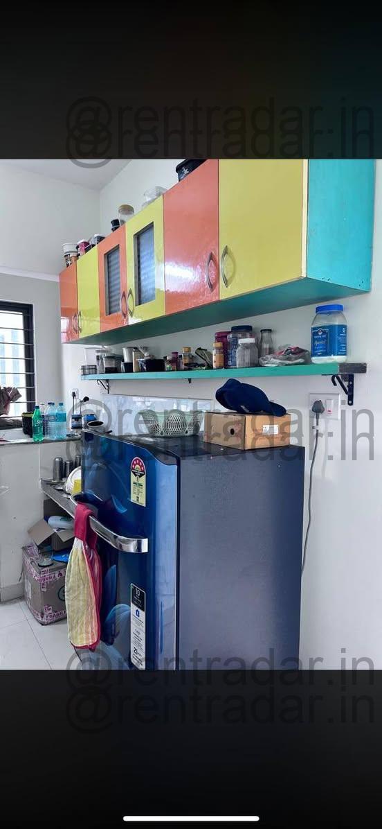 Private Room in 2 Bhk at Phursungi / Bhekrainagar, Hadapsar (kumar Park Infinia)