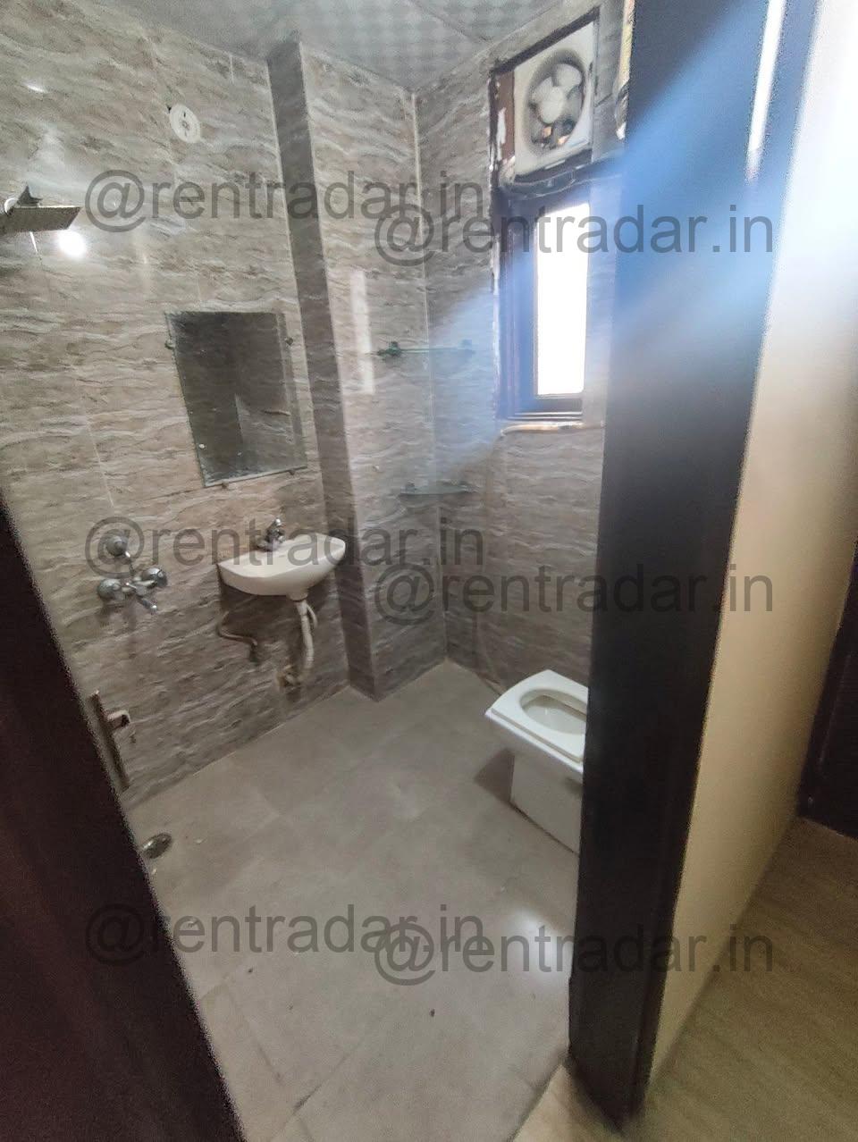 Flatmate Required in 1rk at Sector 43 Sushant Lok 1