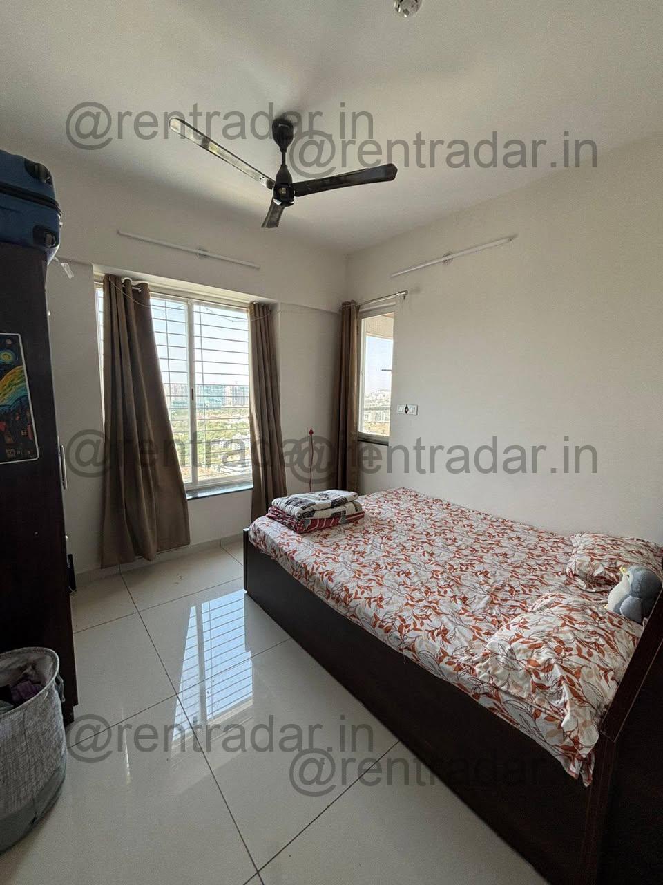 Room in 3 Bhk at Kharadi (vj Orizzonte)