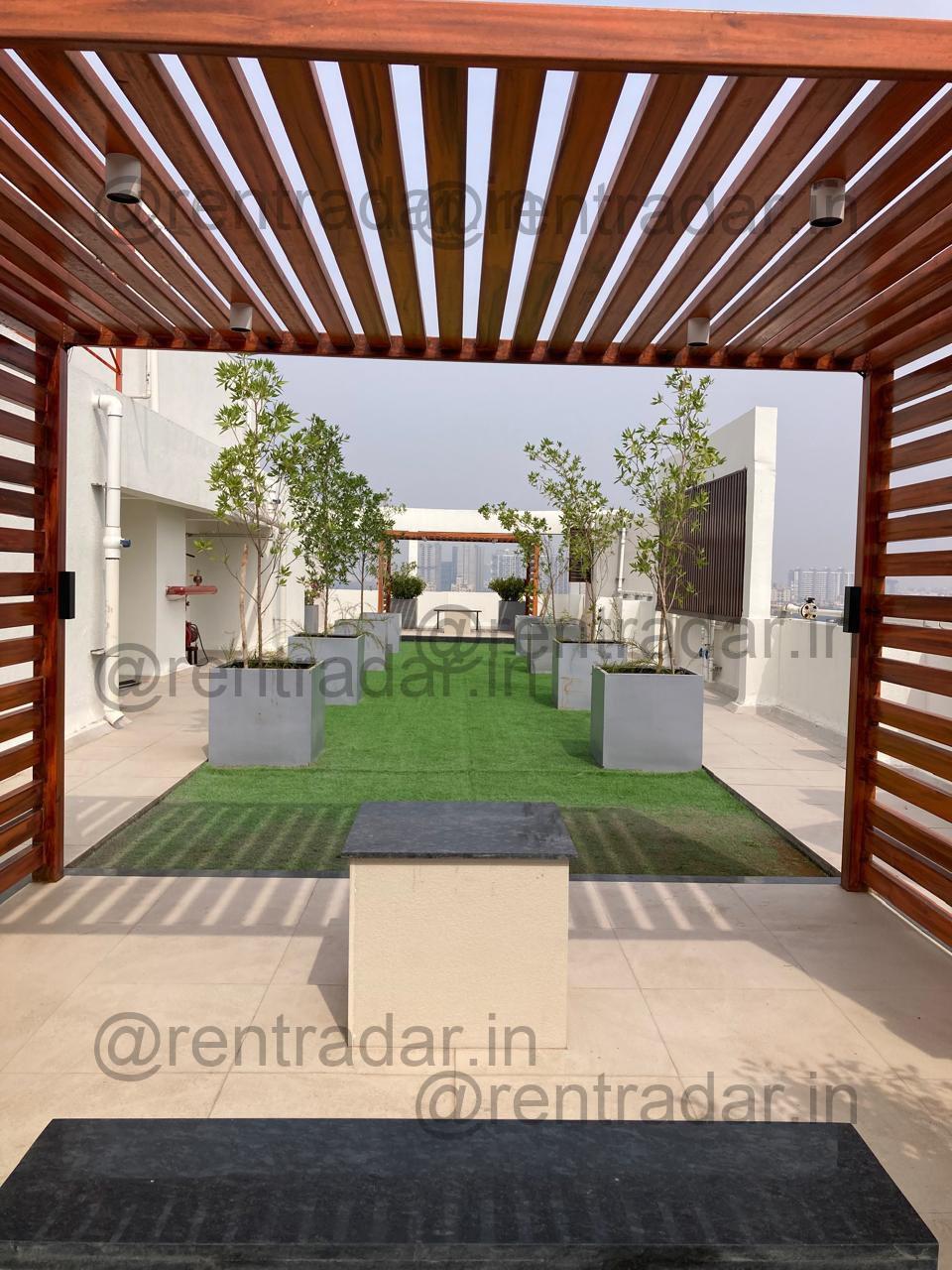Room in 3bhk at Koregaon Park (shroff Aureta Society)