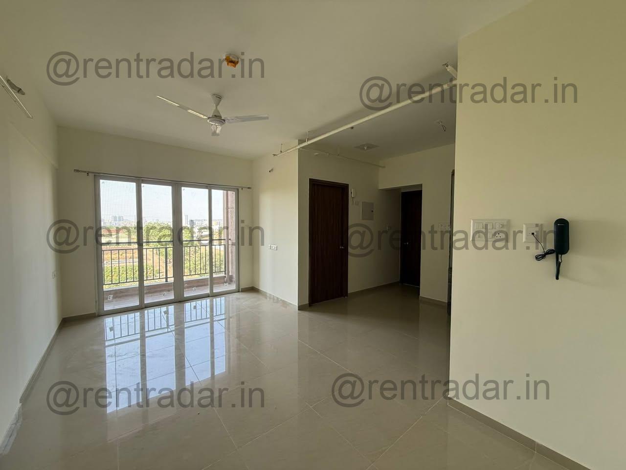 2bhk For Rent at Life Republic