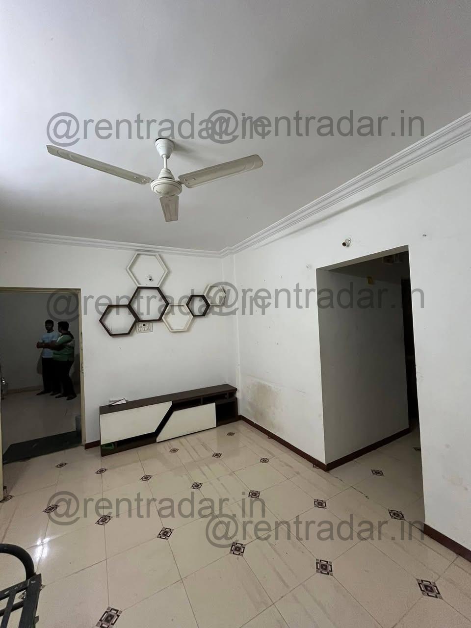 Private Room in 2bhk at Shahu Colony, Karve Nagar