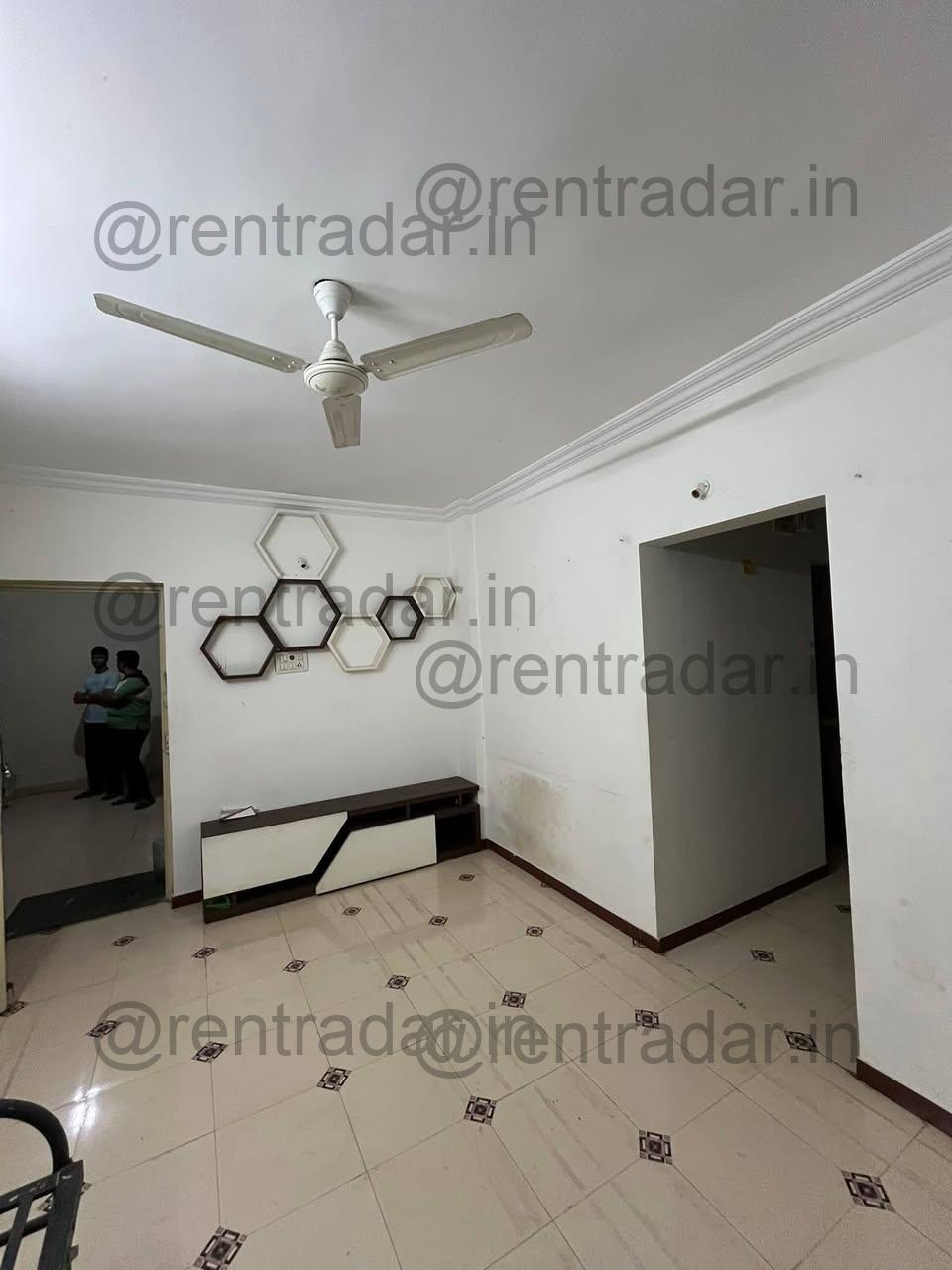 Private Room in 2bhk at Shahu Colony, Karve Nagar