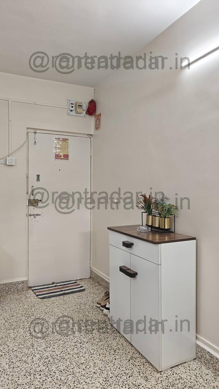 2bhk For Rent at Kothrud (abhishek Apartment)