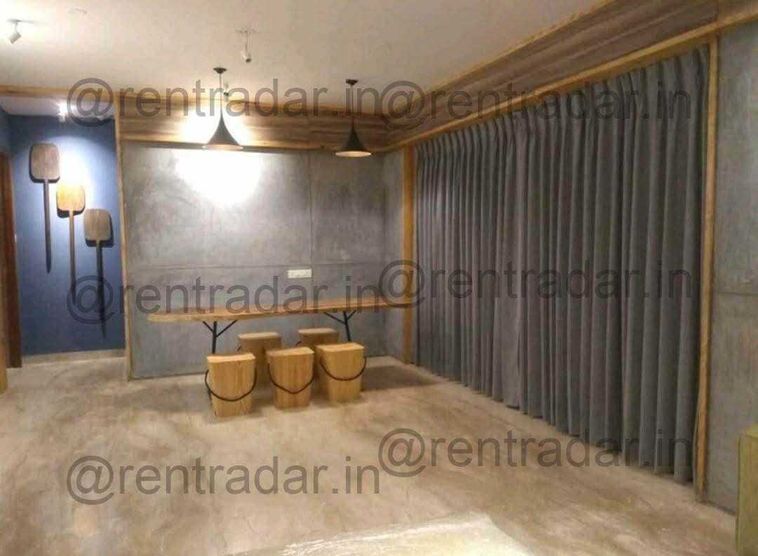 Room in 3.5bhk at Hadapsar