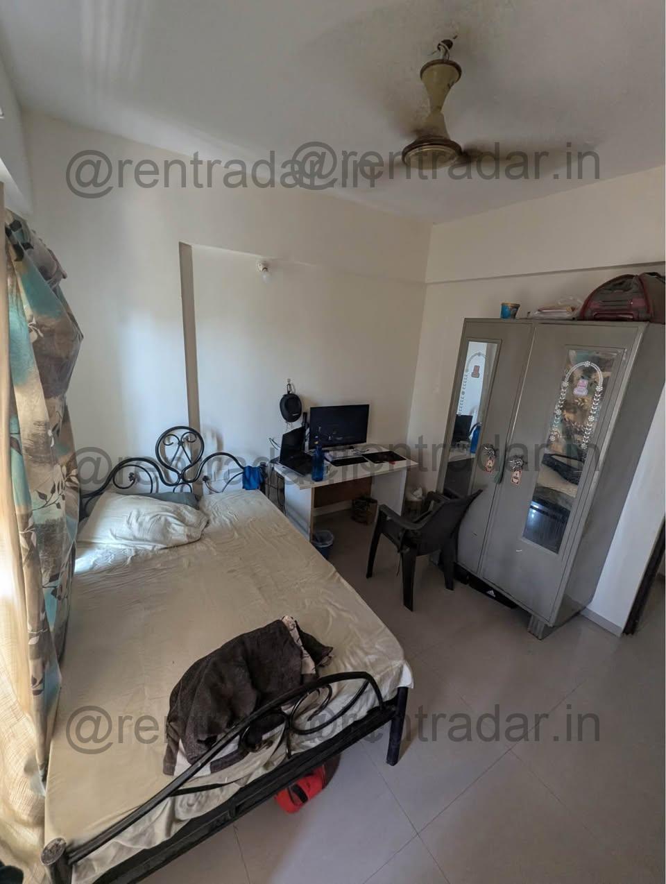 Private Room in 2.5 Bhk at Upper Kharadi (jade Residences)